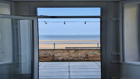 Promenade Bistro Bar Terrace