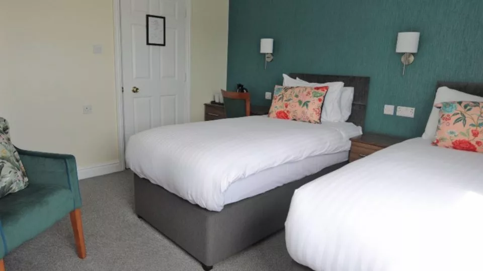Seaview Twin Room