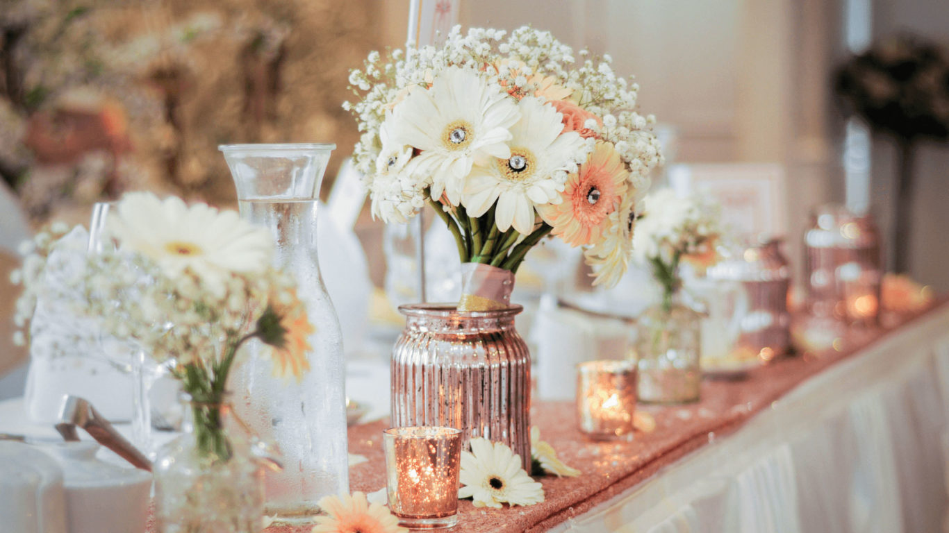 Table-Decor-Flowers