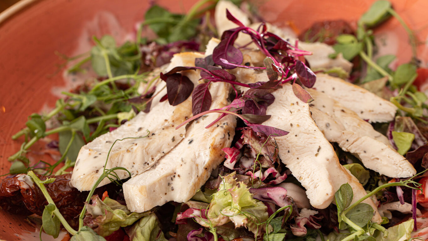 Chicken-and-Sun-Dried-Tomato-Salad-Beaches