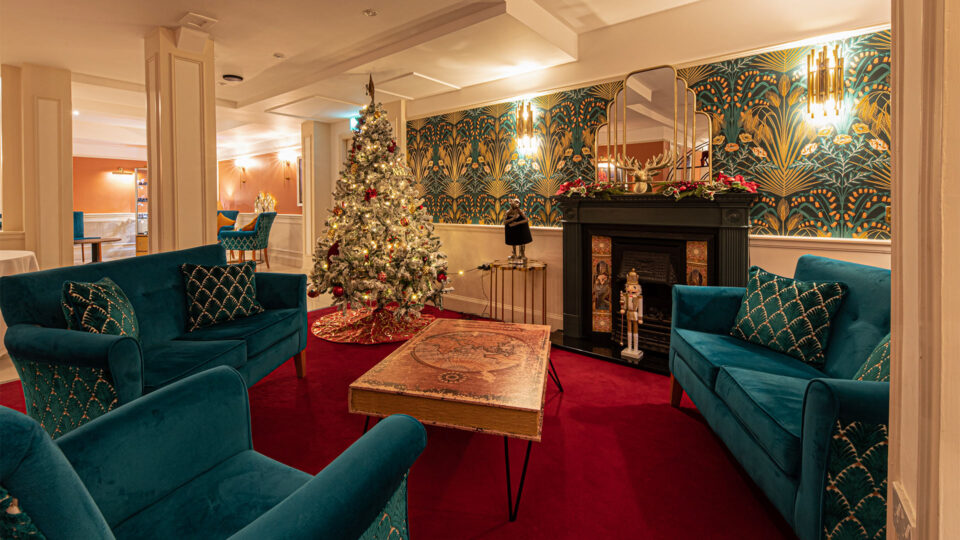 Reception-Christmas-Lounge-Area
