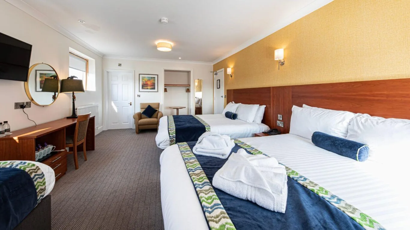 Family 5 room 330 Beaches Prestatyn