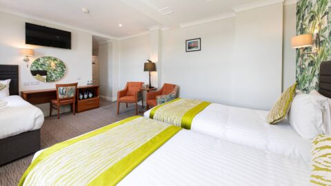 triple room the beaches hotel prestatyn5