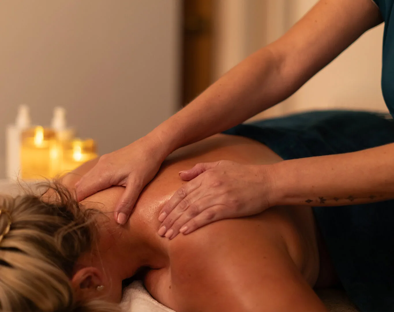 Neck-Massage-The-Beaches-Hotel-and-Spa-Prestatyn